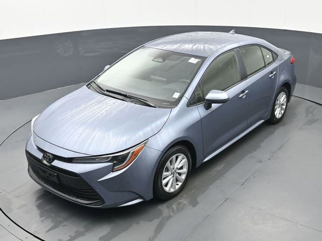 Used 2023 Toyota Corolla LE w/ LE Convenience Package image 35