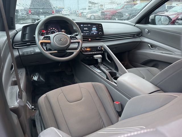 Used 2022 Hyundai Elantra SEL image 15