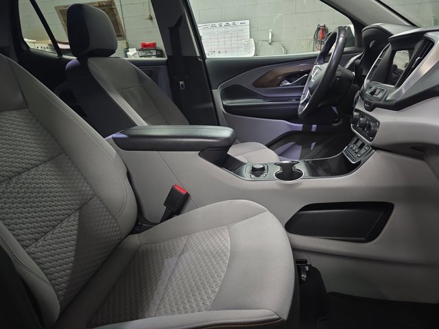 Used 2019 GMC Terrain SLE w/ Driver Convenience Package image 10