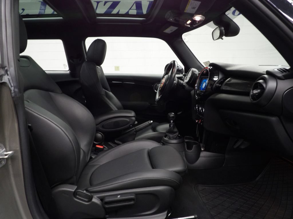 Used 2019 MINI Cooper S FWD image 21