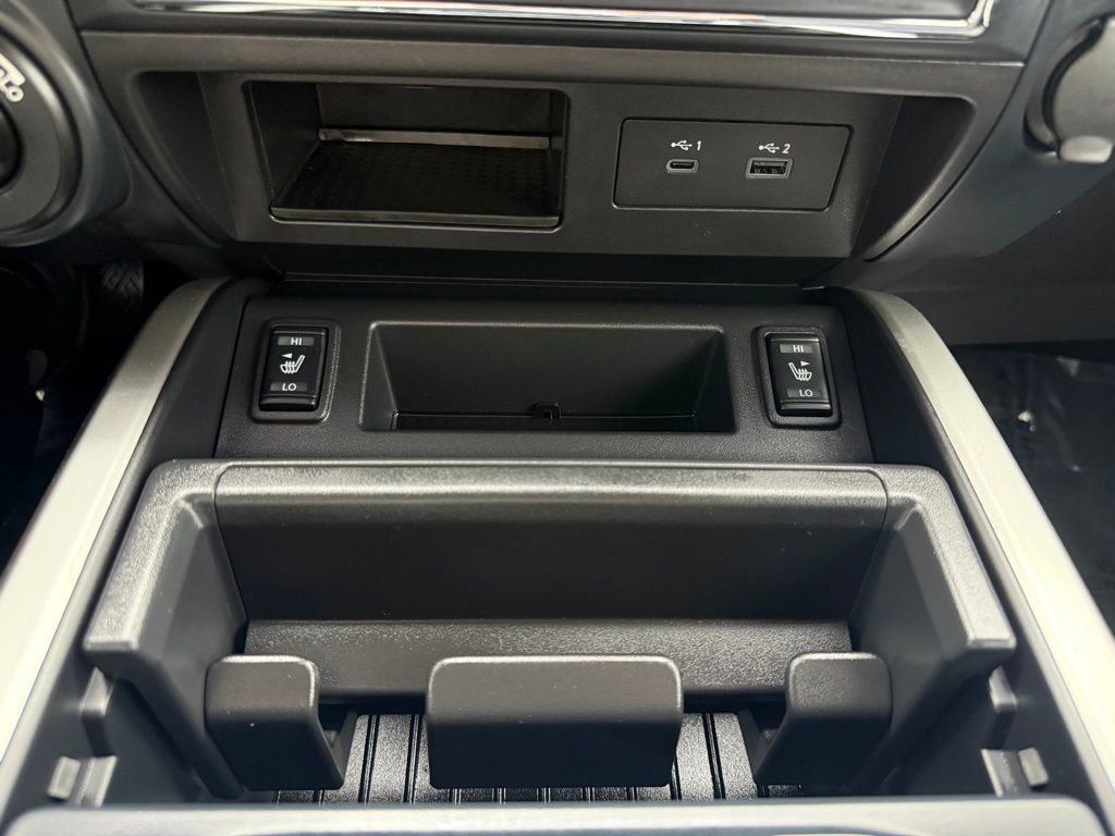 Used 2024 Nissan Titan SV w/ Accessory Utility Package image 30