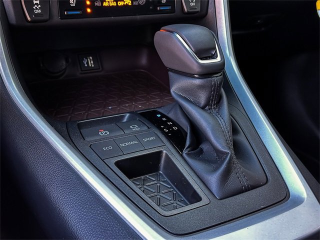 New 2025 Toyota RAV4 Limited image 14