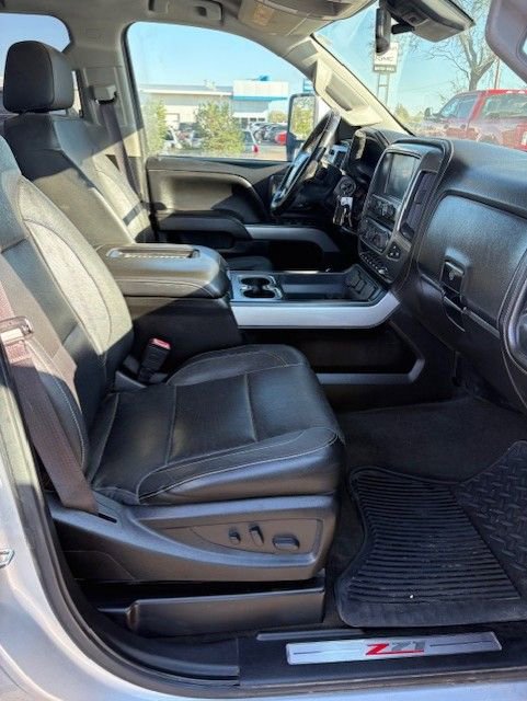 Used 2017 Chevrolet Silverado 2500 LTZ w/ Duramax Plus Package image 21