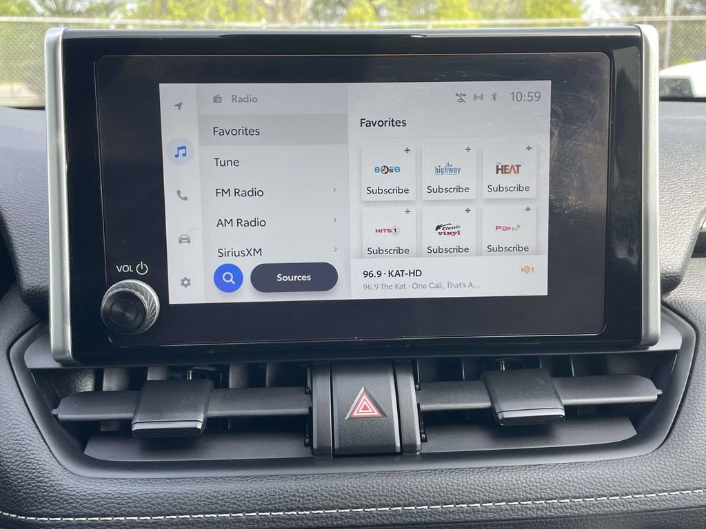 Used 2023 Toyota RAV4 LE image 31