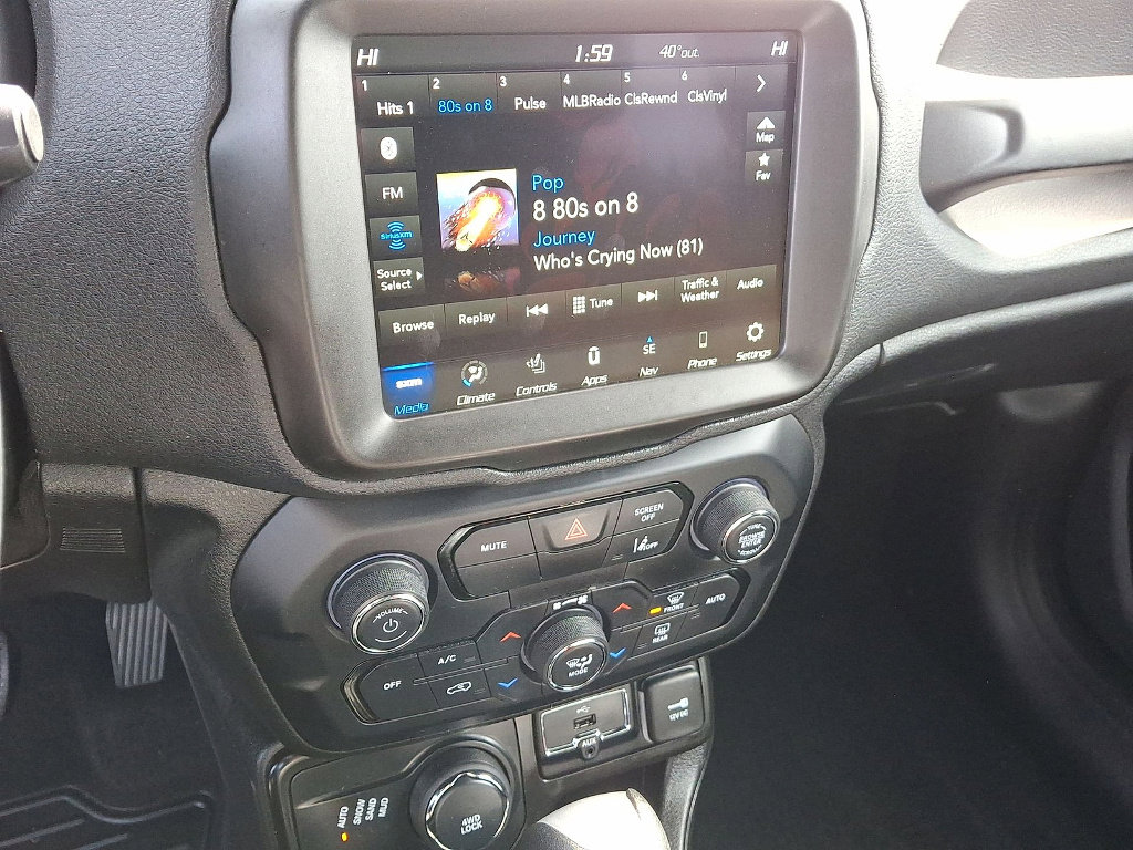 Certified 2022 Jeep Renegade Altitude w/ Convenience Group image 14