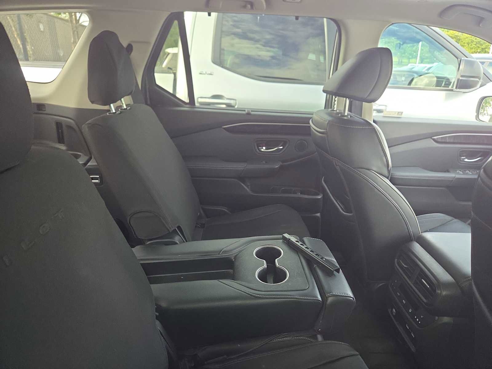 Used 2023 Honda Pilot Elite image 14