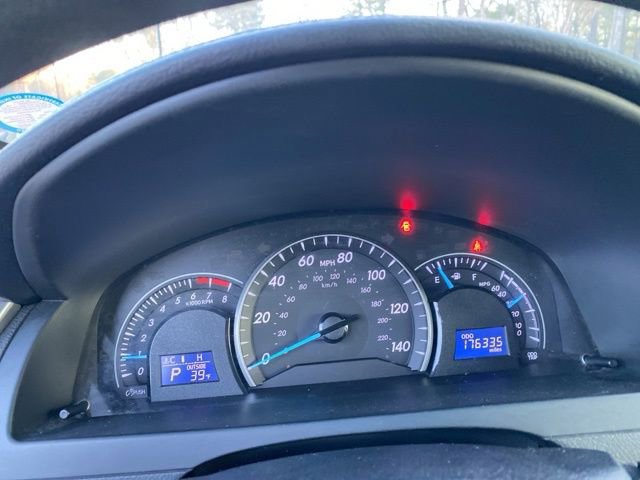 Used 2012 Toyota Camry LE image 11