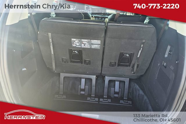 Used 2024 Kia Carnival LX FWD image 25