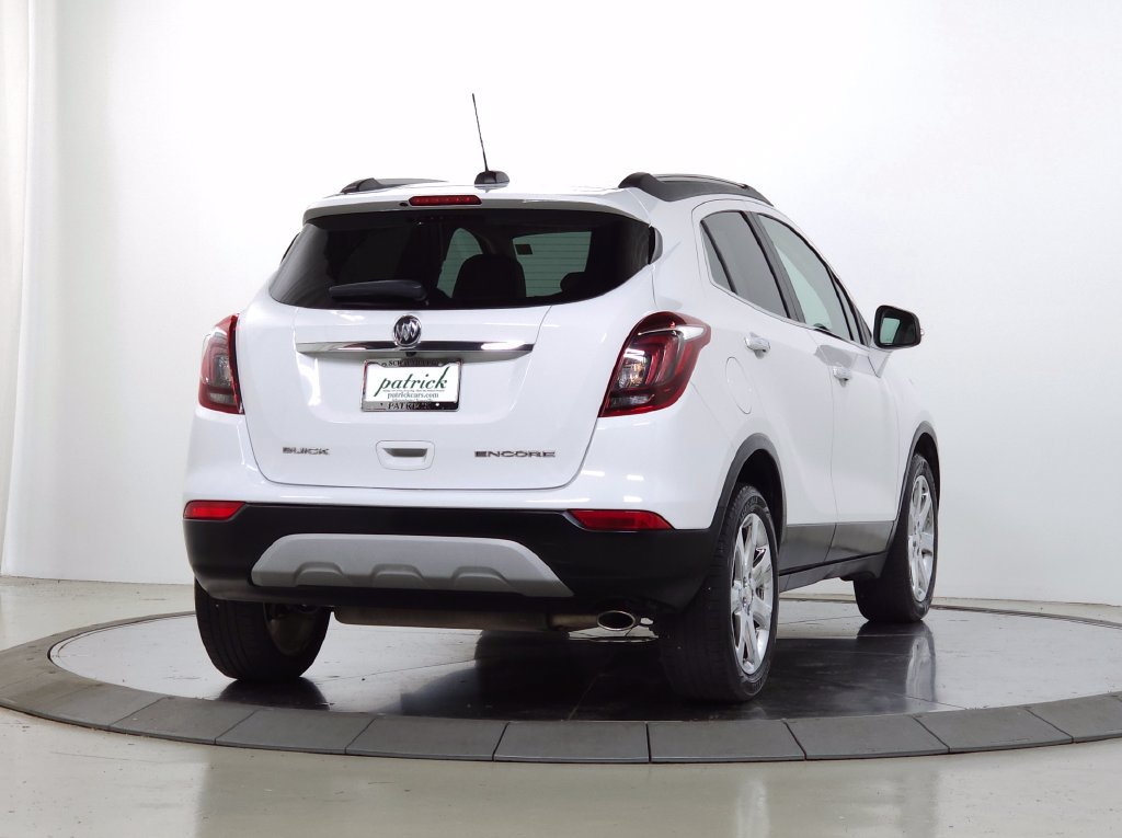 Used 2017 Buick Encore Essence w/ Experience Buick Package FWD image 8