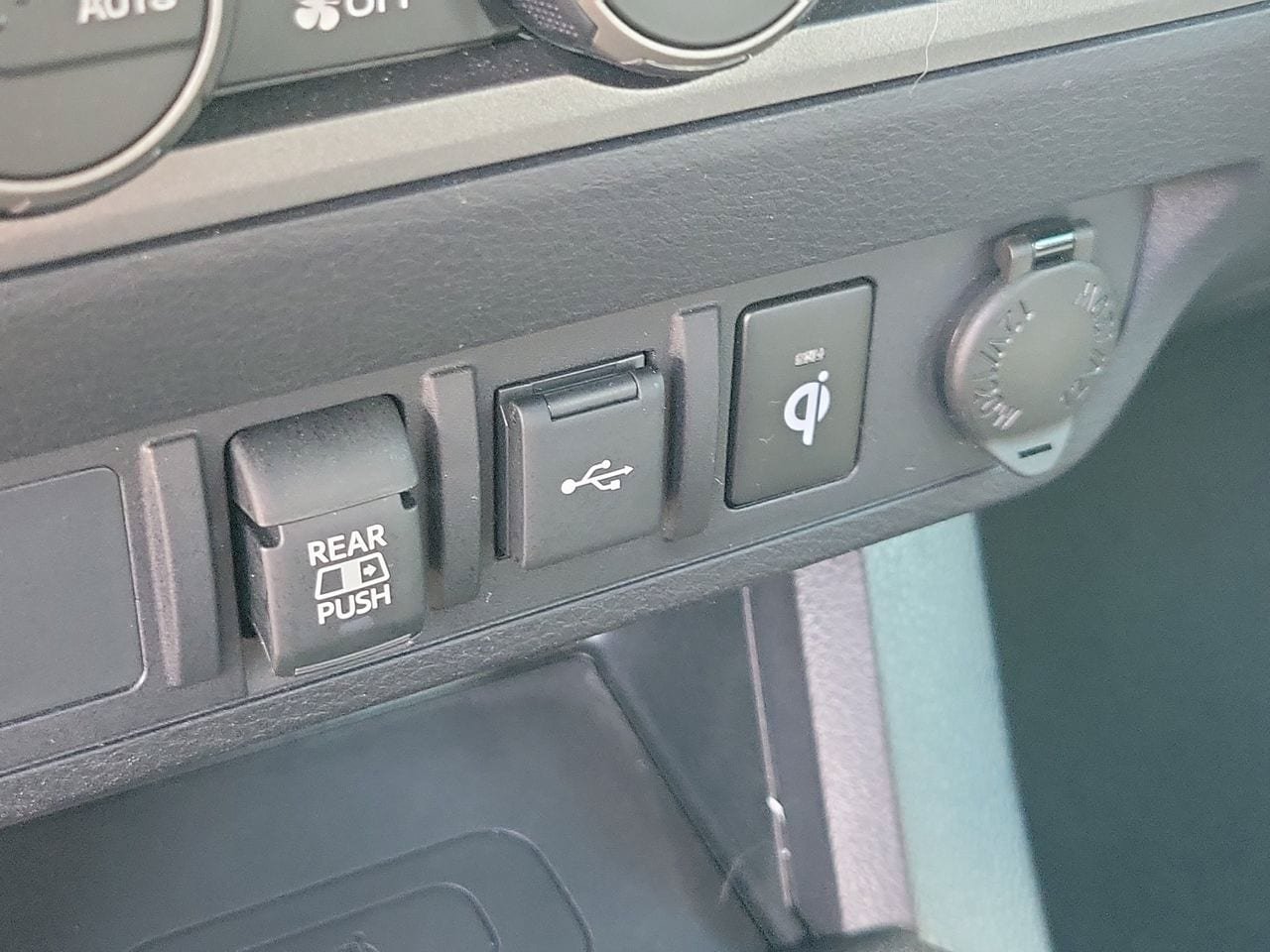 Used 2021 Toyota Tacoma TRD Off-Road RWD image 28