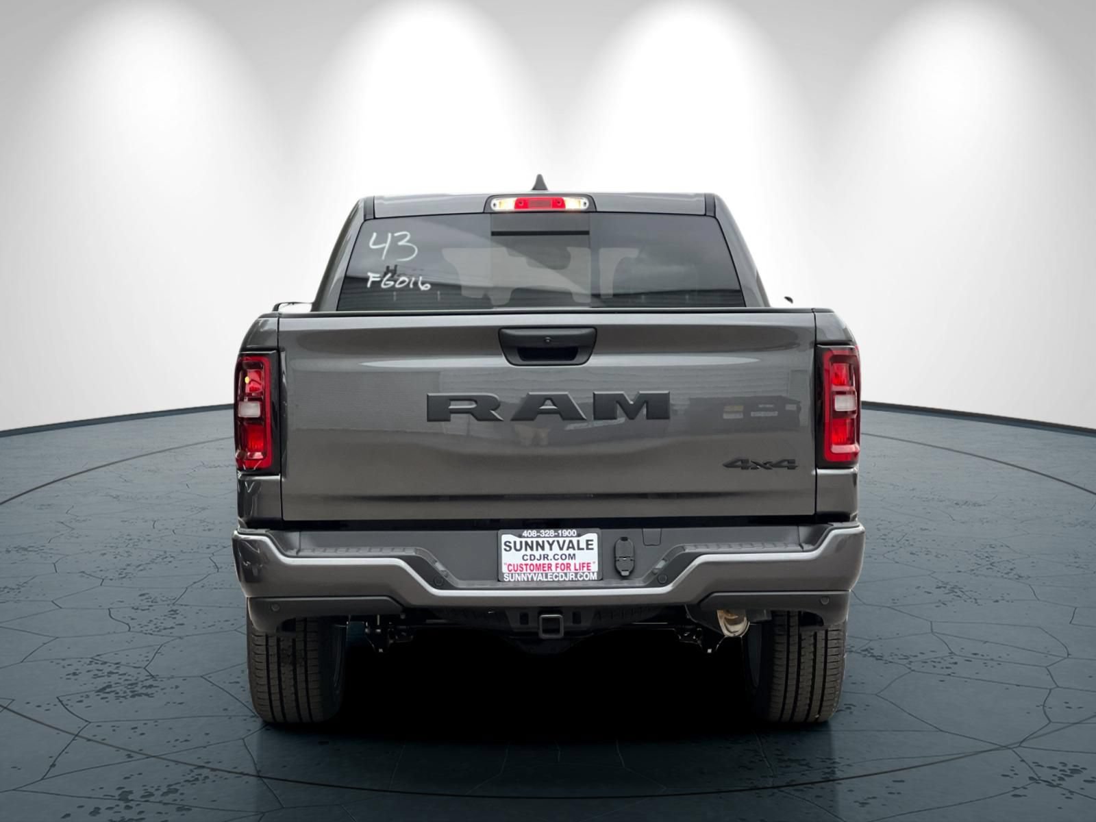 New 2026 RAM 1500 Express AWD/4WD image 5