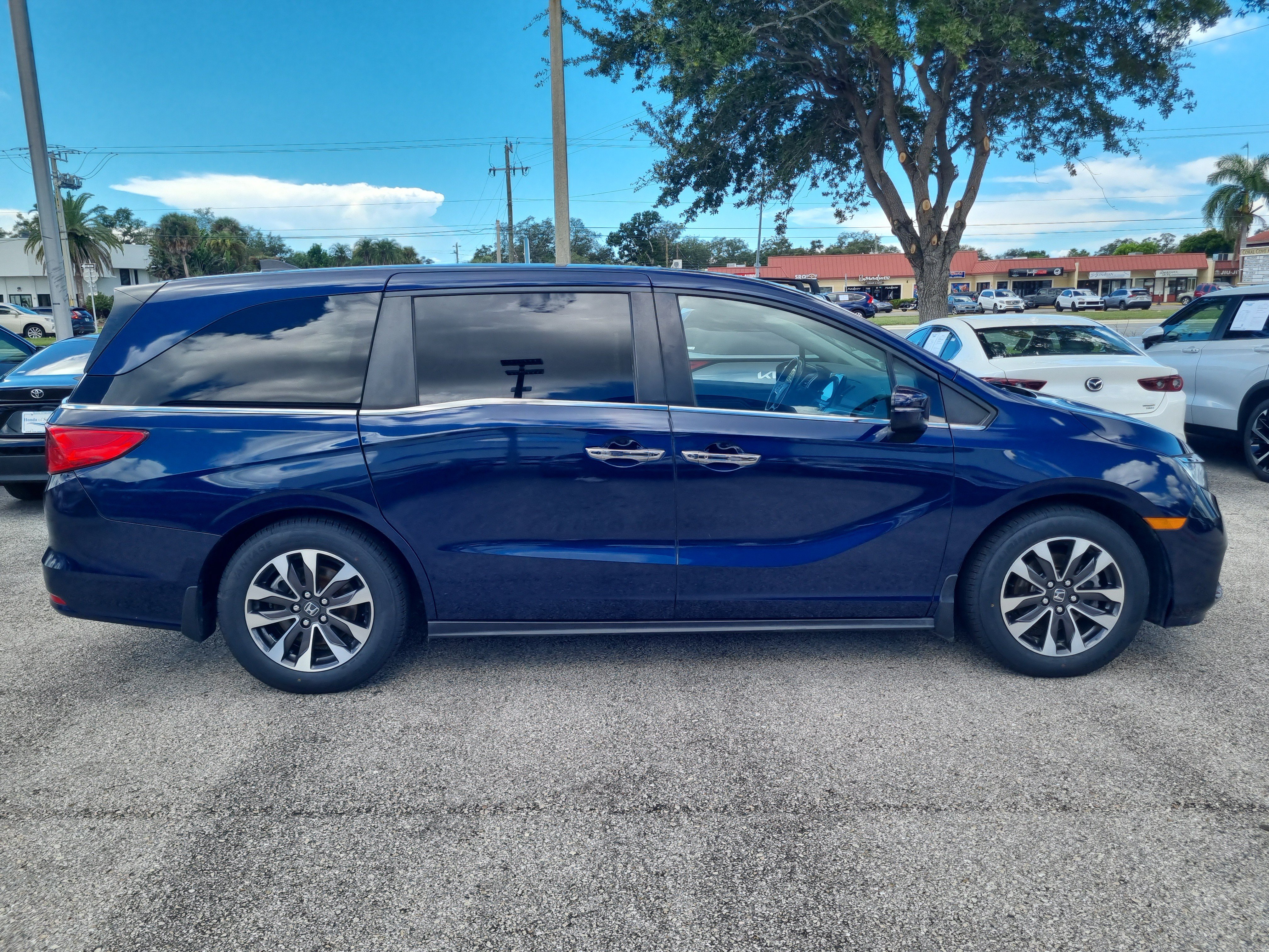 Used 2022 Honda Odyssey EX-L image 8