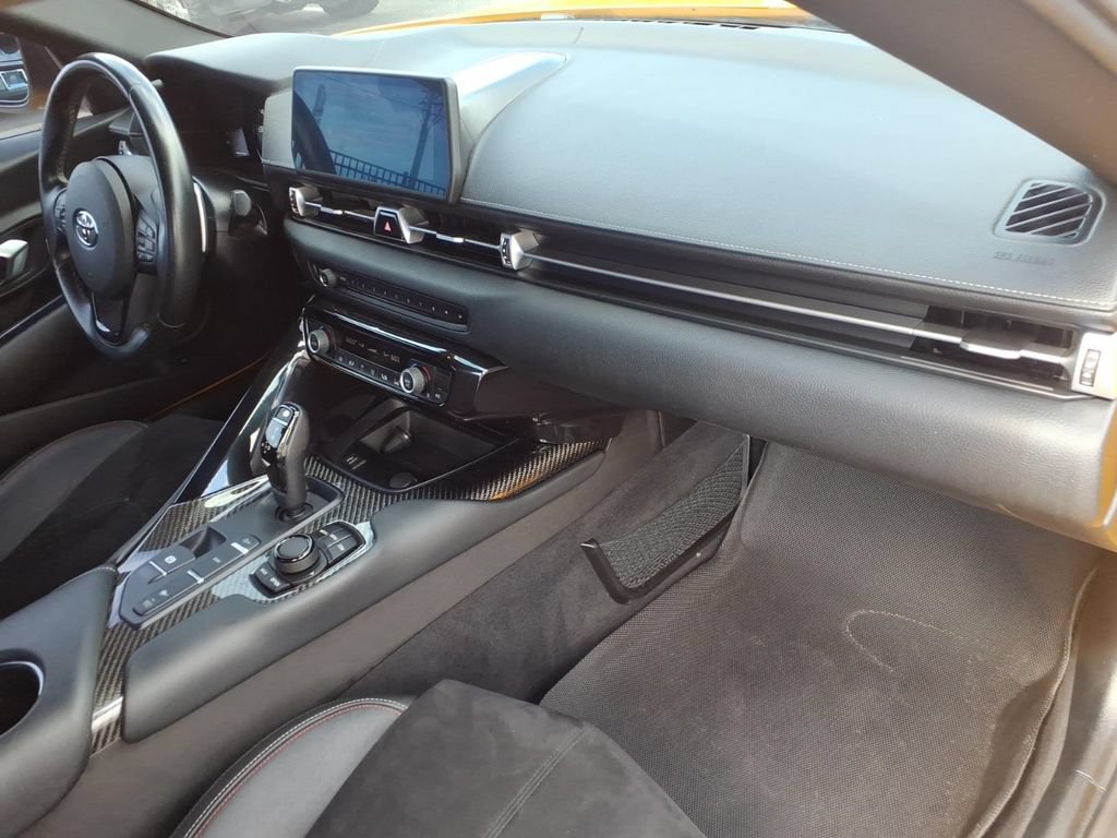 Used 2022 Toyota Supra RWD image 11