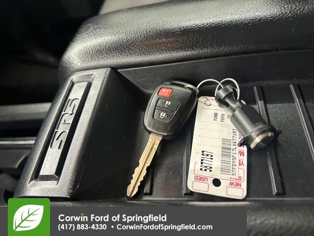 Used 2020 Toyota Tundra SR5 w/ SR5 Upgrade Package image 34