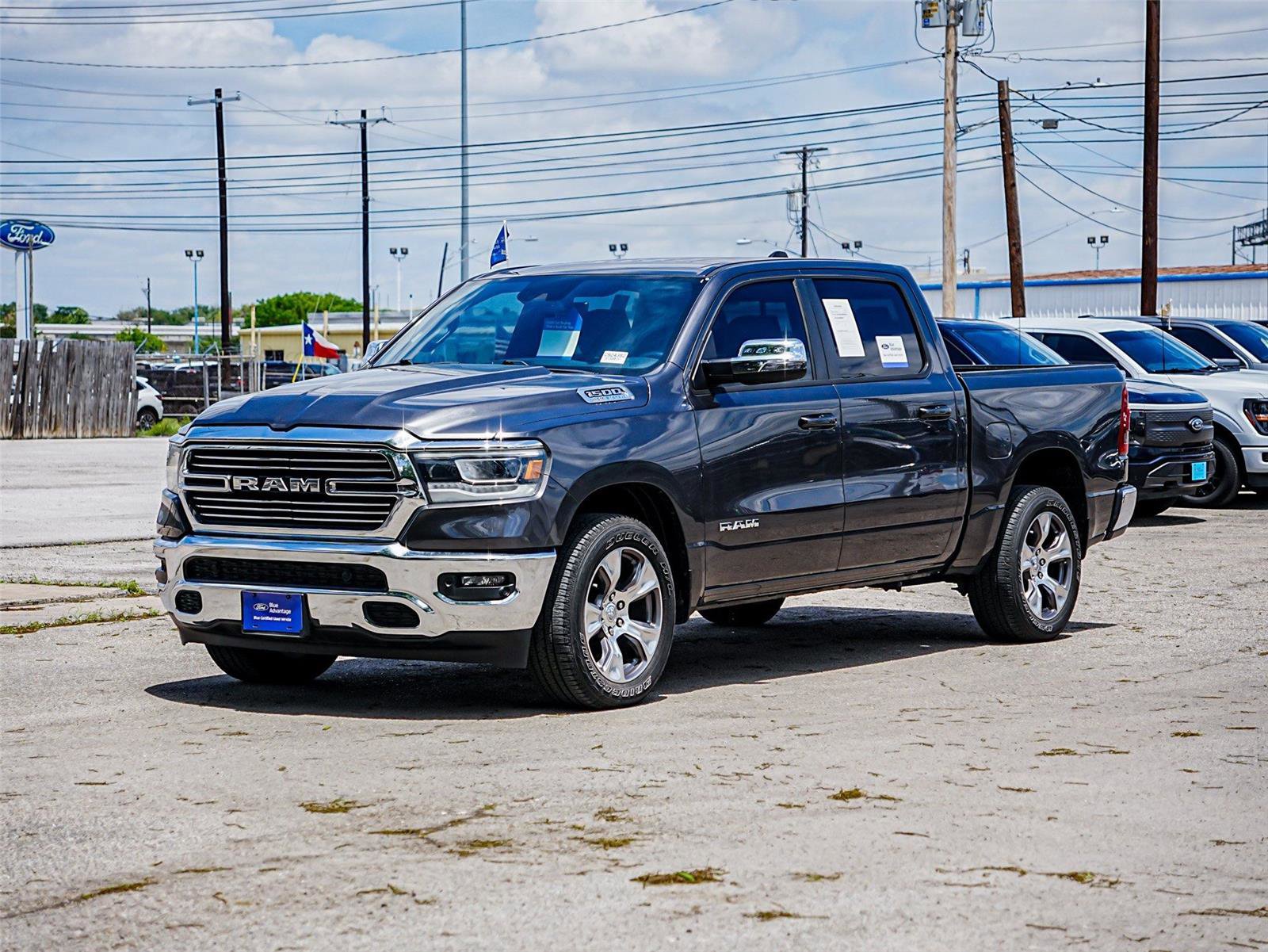 Used 2023 RAM 1500 Laramie AWD/4WD image 7