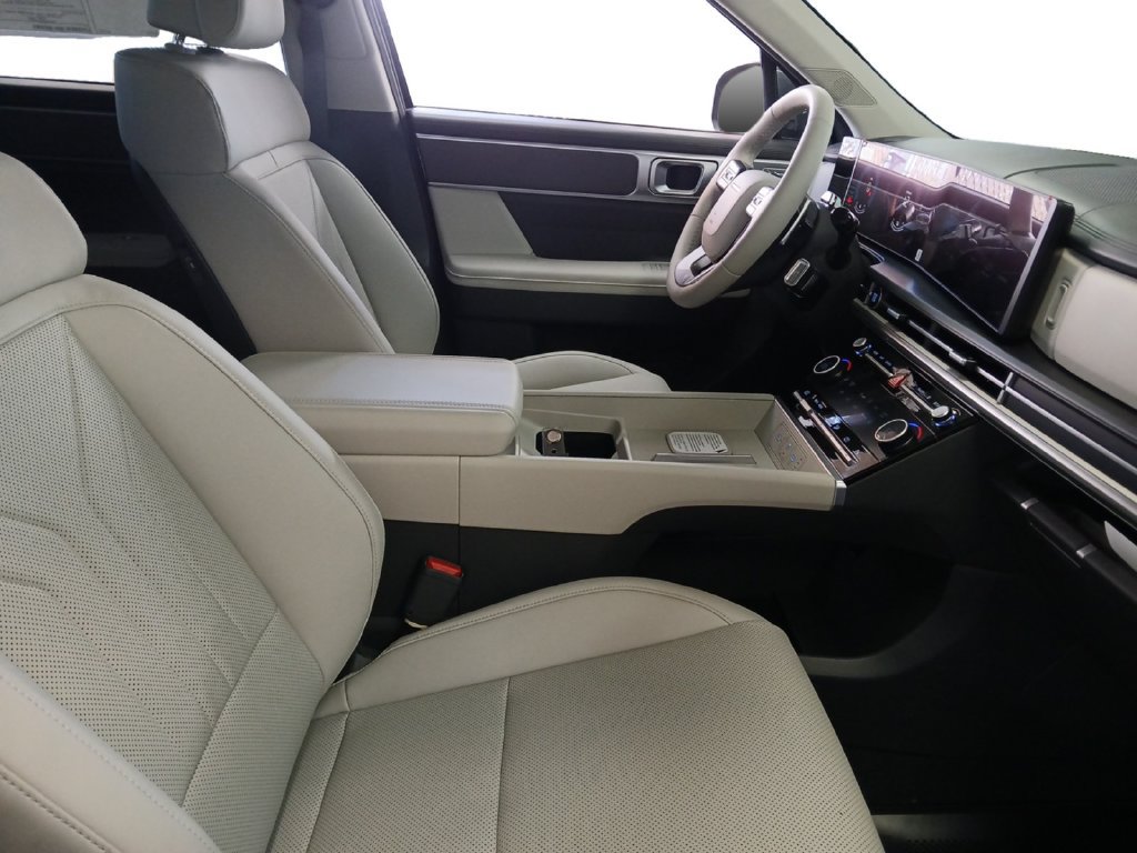 New 2027 Hyundai Santa Fe SEL FWD image 17