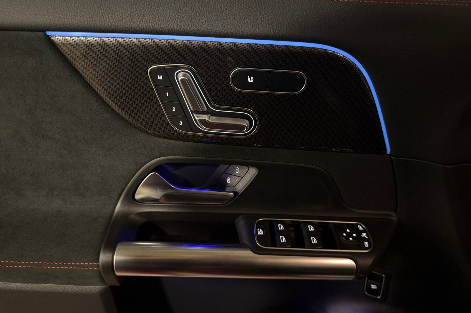 New 2026 Mercedes-Benz GLA 35 AMG 4MATIC image 10