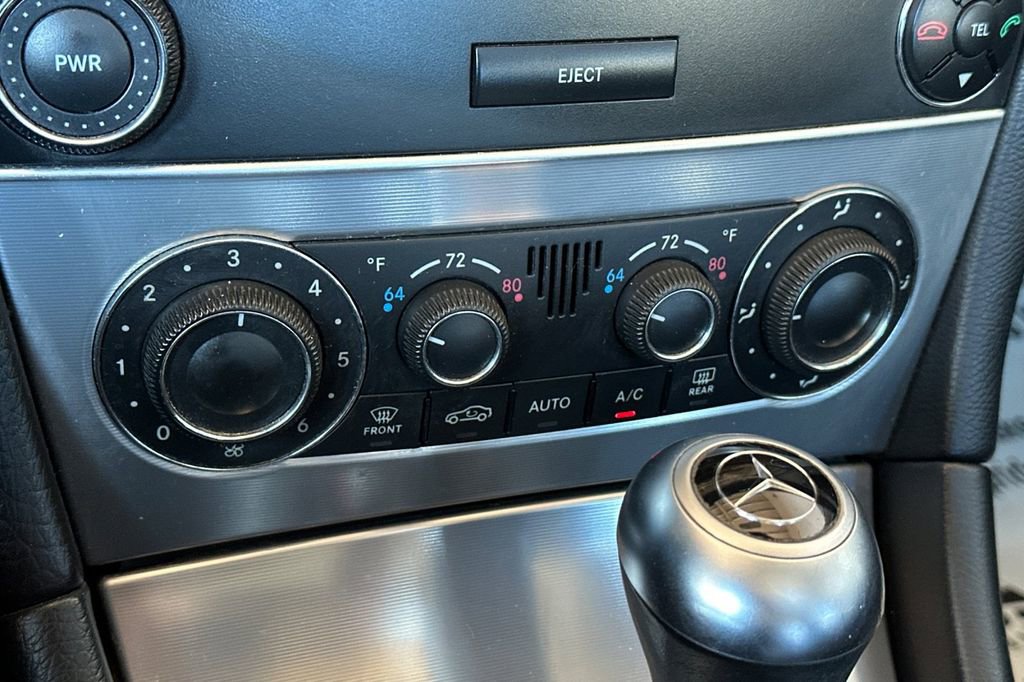 Used 2006 Mercedes-Benz C 230 Sedan image 20