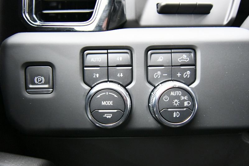 Used 2023 GMC Sierra 1500 AT4X AWD/4WD image 20