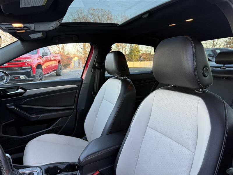 Used 2021 Volkswagen Jetta R-Line image 29