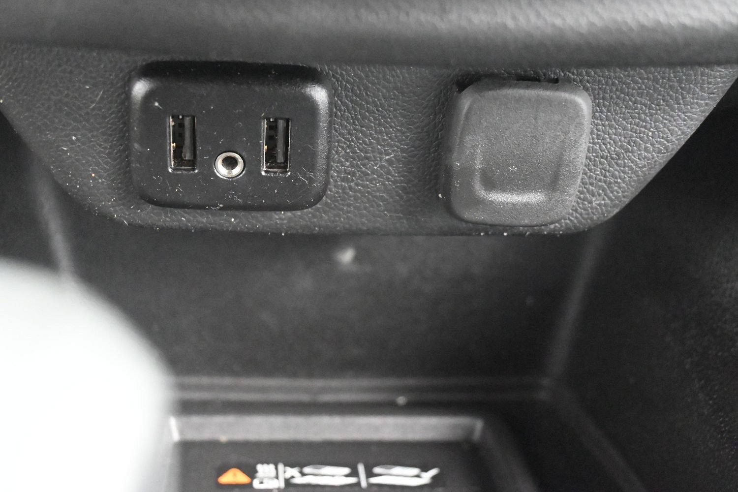 Used 2023 Chevrolet Traverse LT w/ LPO, Floor Liner Package AWD/4WD image 29