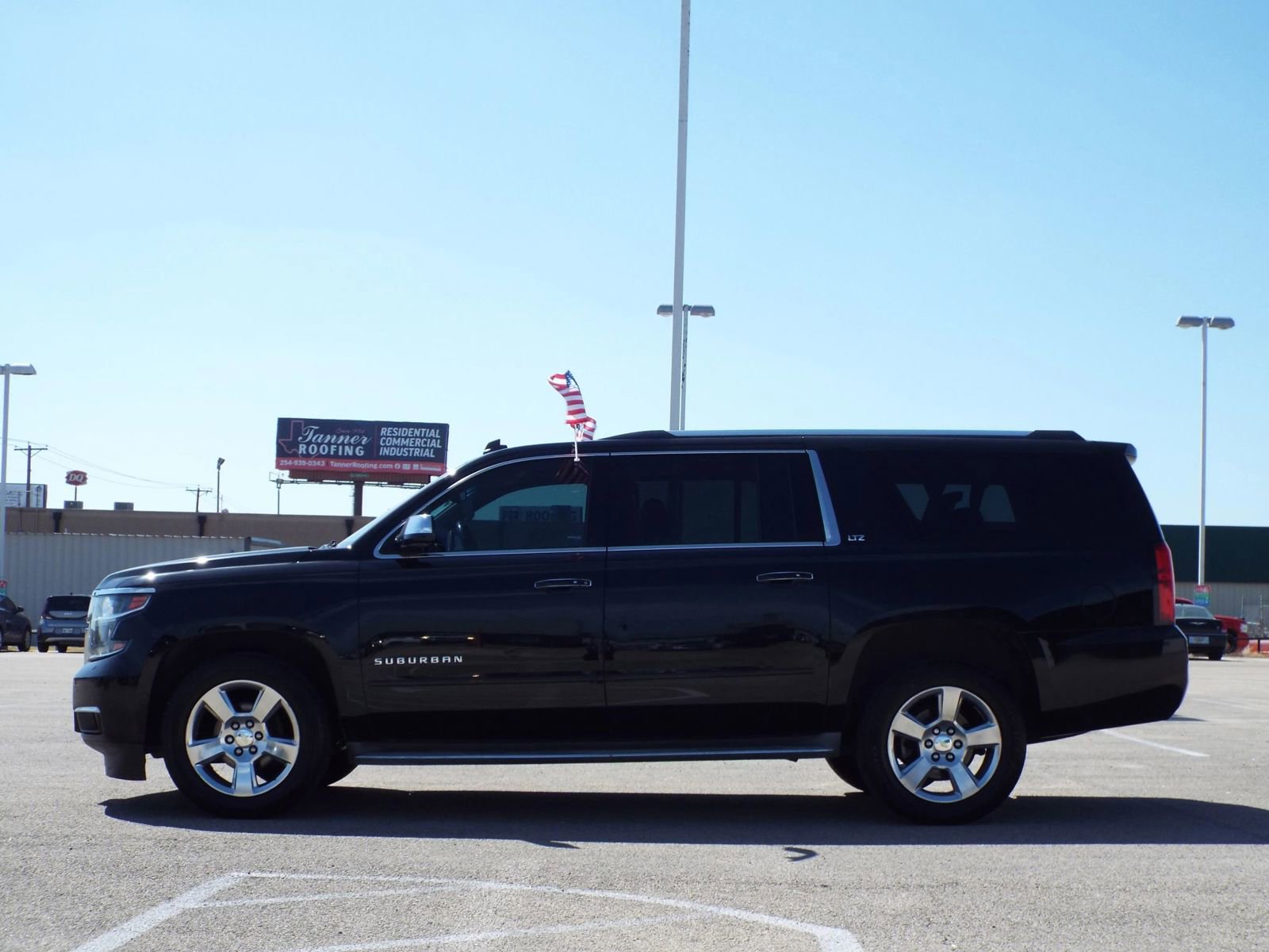 Used 2015 Chevrolet Suburban LTZ image 5