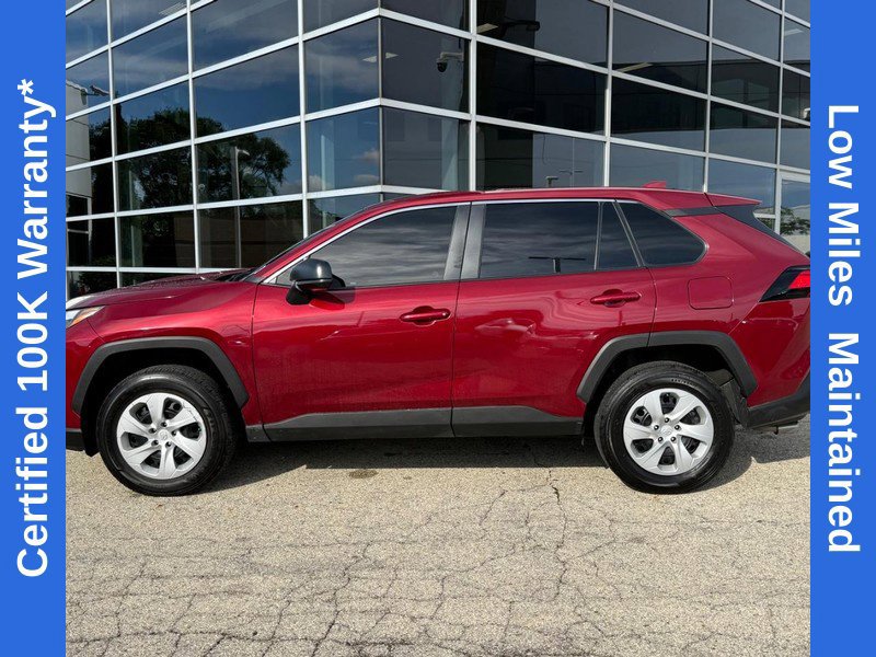 Used 2024 Toyota RAV4 LE FWD image 7