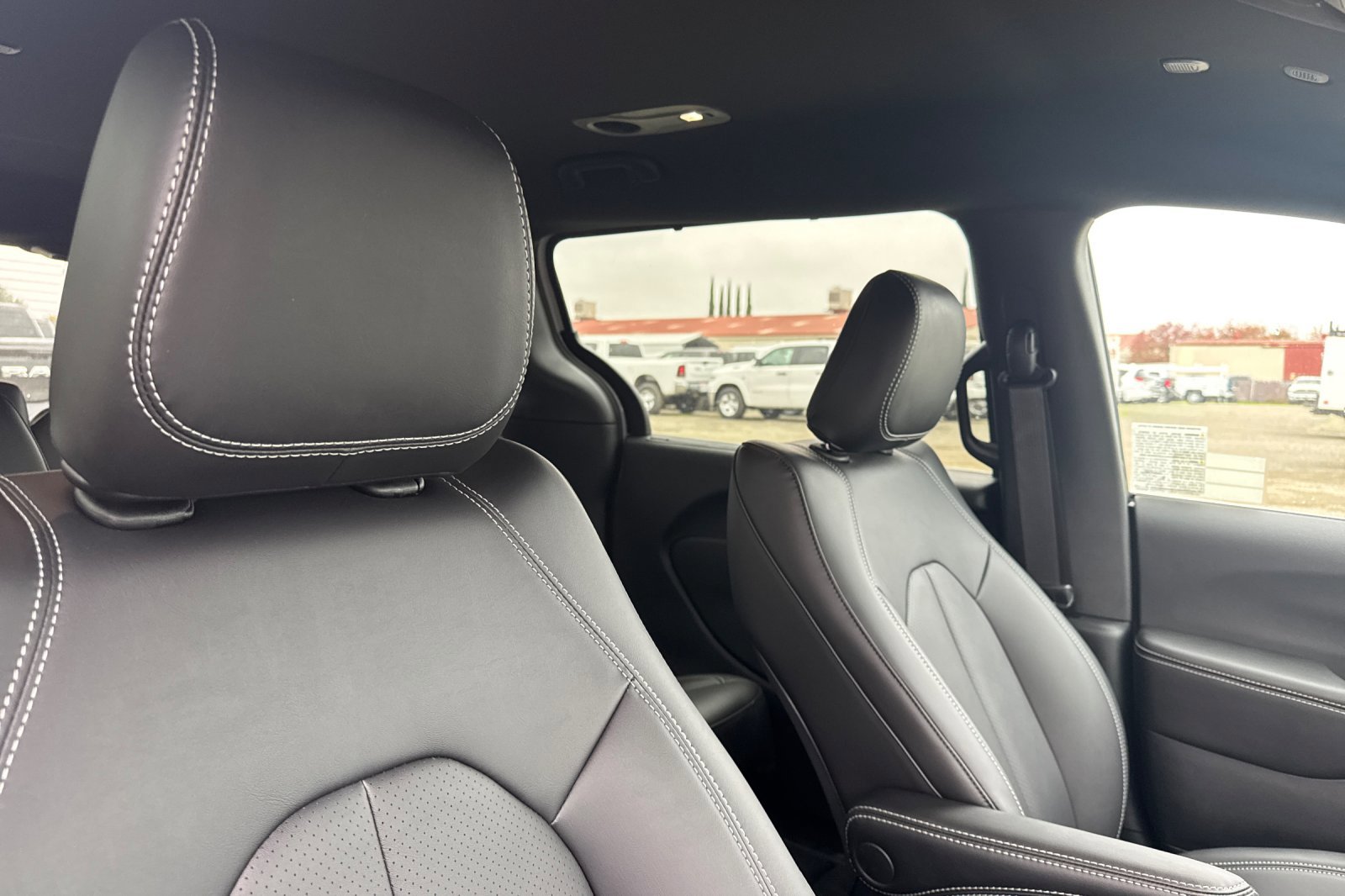 New 2026 Chrysler Voyager LX image 16