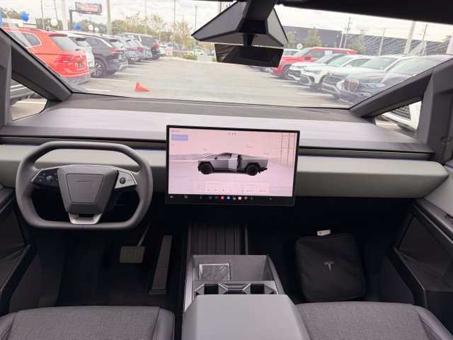 Used 2026 Tesla Cybertruck AWD Crew Cab image 10