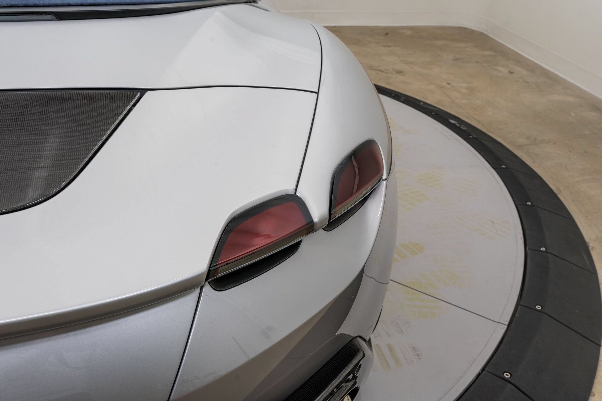 Certified 2024 Ferrari Roma Spider RWD image 53