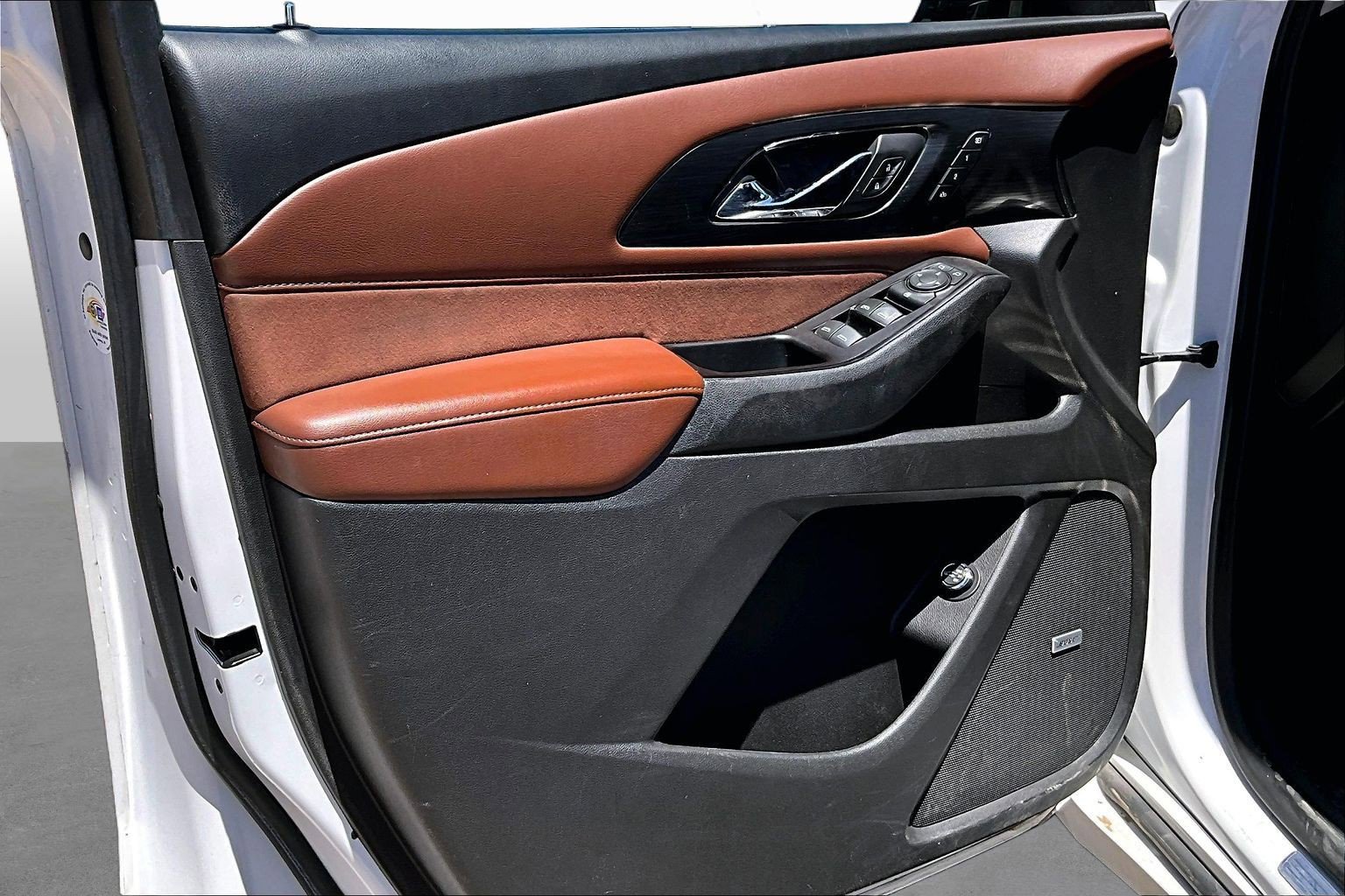 Used 2019 Chevrolet Traverse High Country w/ LPO, Floor Liner Package AWD/4WD image 17