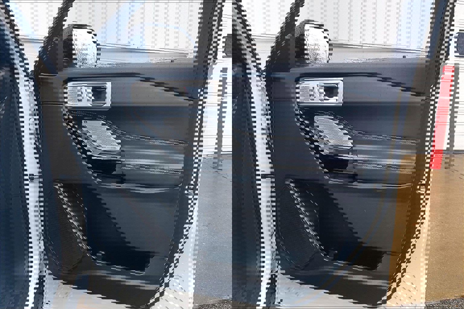 Used 2022 Ford Explorer ST w/ Equipment Group 401A AWD/4WD image 29