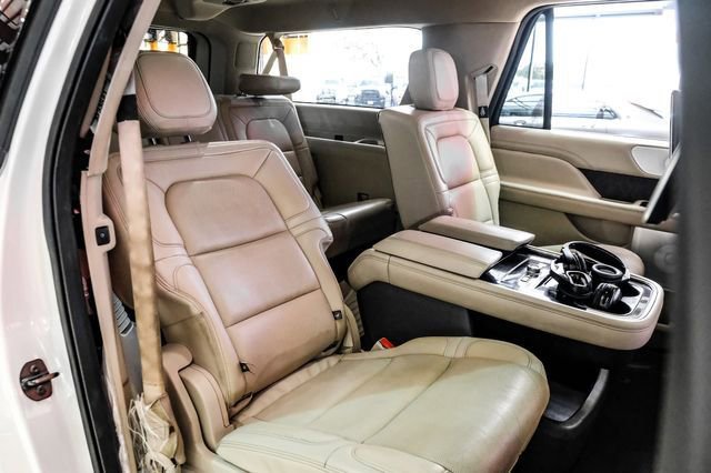 Used 2021 Lincoln Navigator L Reserve image 31
