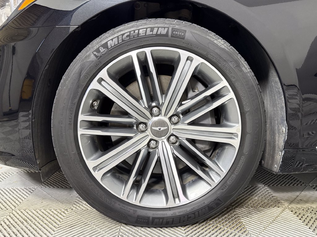 Used 2020 Genesis G80 3.8 RWD image 24