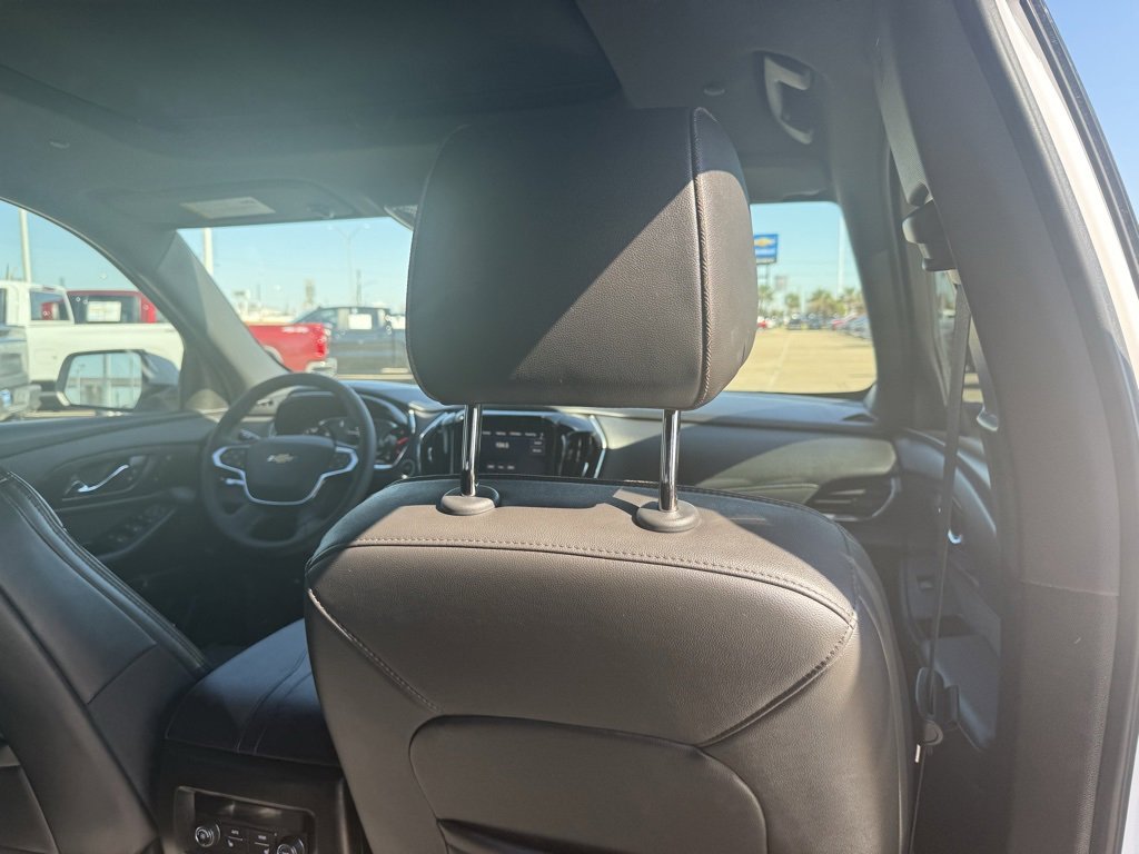 Used 2023 Chevrolet Traverse High Country w/ LPO, Floor Liner Package image 38