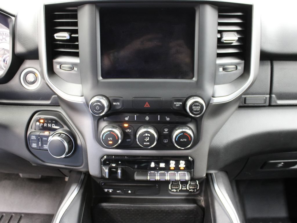 Used 2019 RAM 1500 Big Horn AWD/4WD image 18