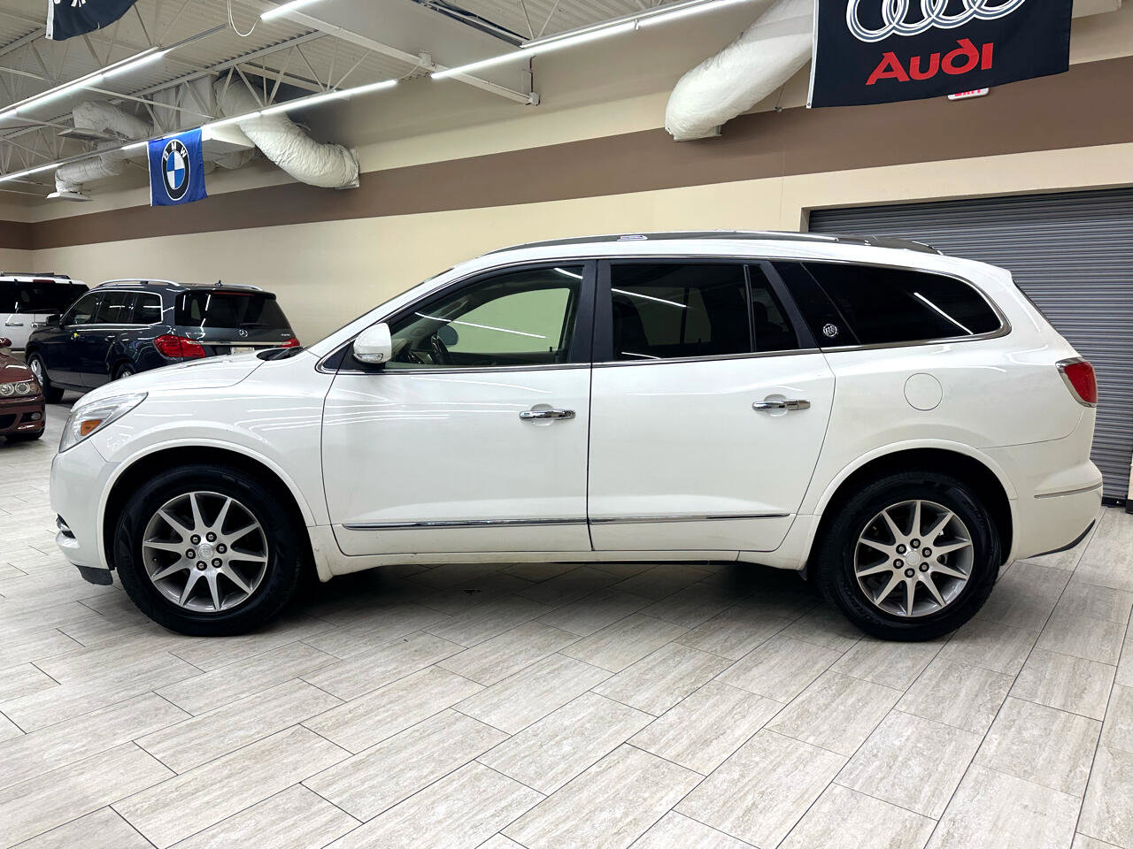 Used 2015 Buick Enclave Leather image 10