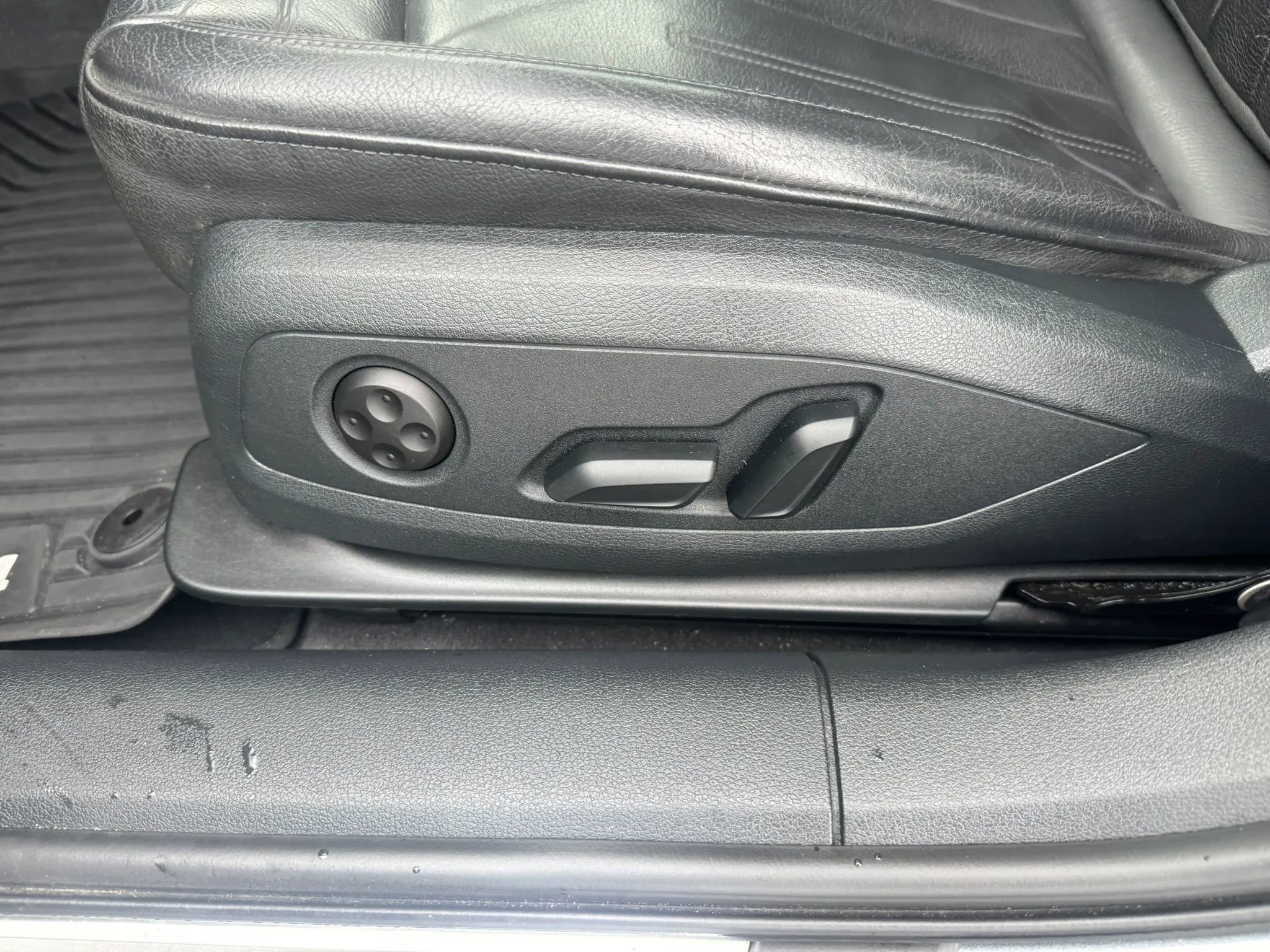 Used 2019 Audi A4 2.0T Premium Plus w/ Premium Plus Package image 18