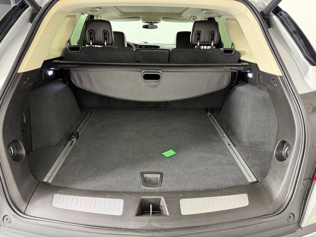 Used 2018 Cadillac XT5 Luxury image 22