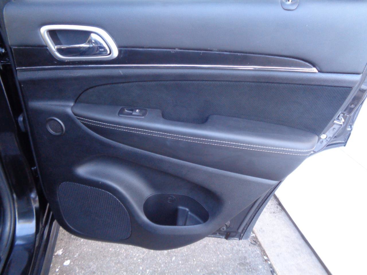 Used 2013 Jeep Grand Cherokee SRT8 image 30