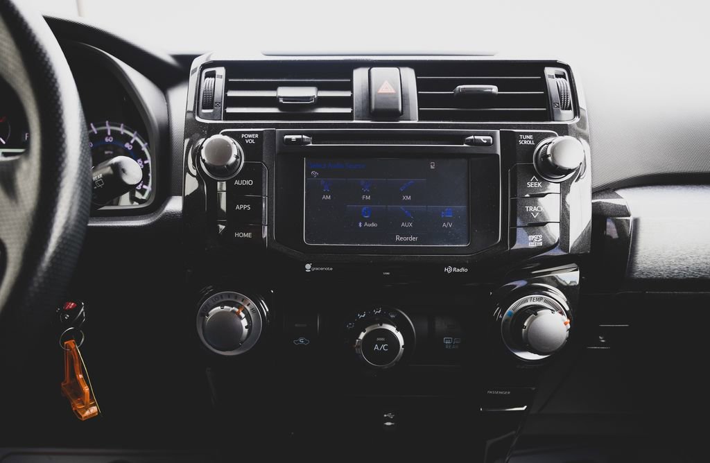 Used 2015 Toyota 4Runner Trail image 5