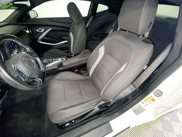 Used 2023 Chevrolet Camaro LT image 10