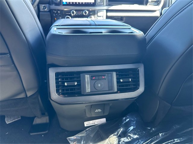 New 2026 Ford F250 Platinum image 22