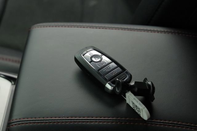 Used 2024 Ford Explorer ST-Line w/ Class IV Trailer Tow Package image 39