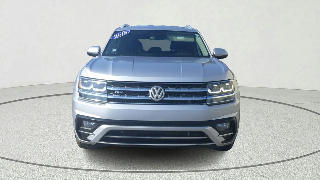 Used 2018 Volkswagen Atlas SE w/ R-Line Package image 2
