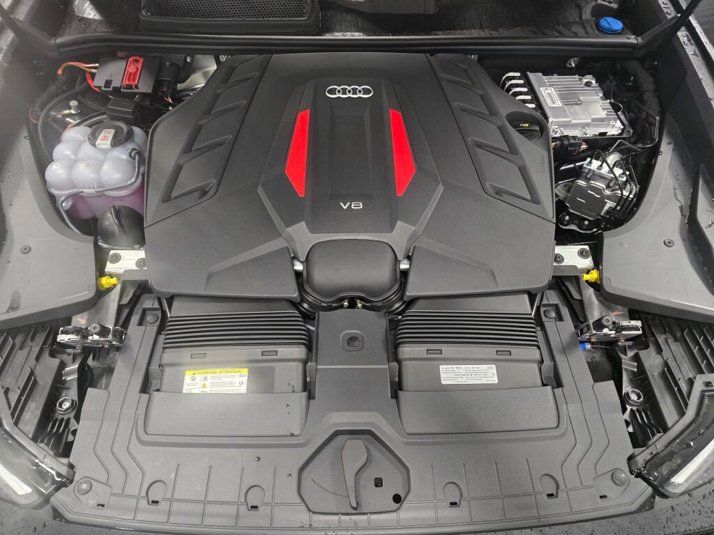 New 2026 Audi SQ8 Prestige image 10