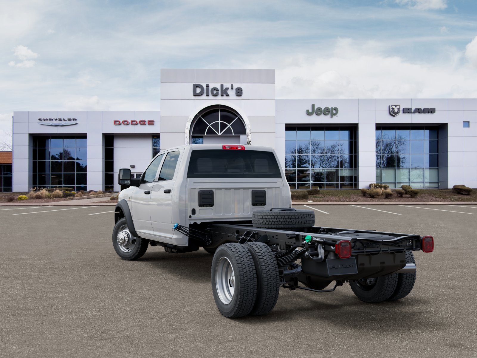 New 2026 RAM 5500 Tradesman AWD/4WD image 3