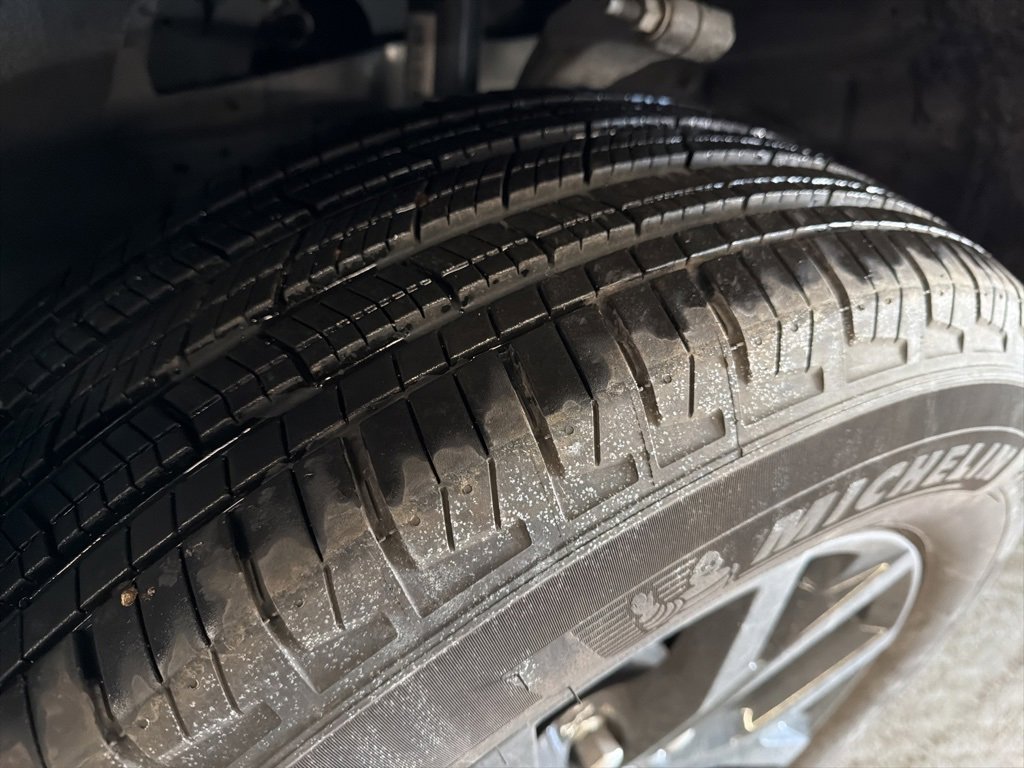 Used 2025 Jeep Grand Cherokee L Altitude image 12