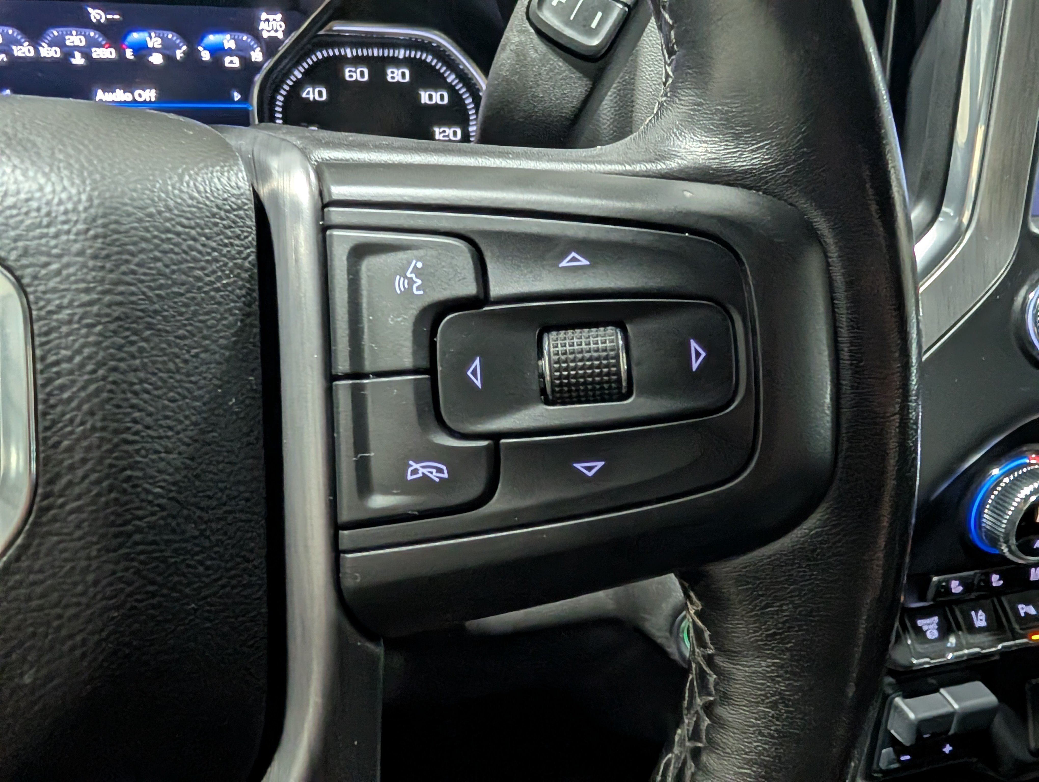 Used 2022 GMC Sierra 3500 Denali w/ Denali Ultimate Package AWD/4WD image 24