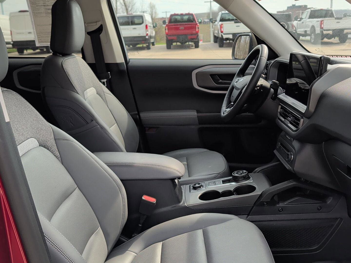 Used 2025 Ford Bronco Sport Badlands image 34